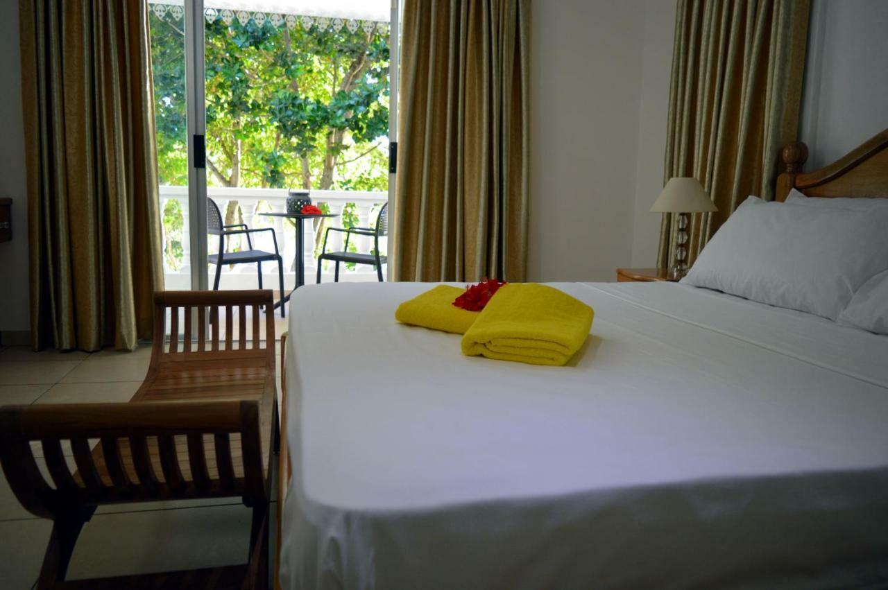 Sundown Beach Villa Glacis  Esterno foto